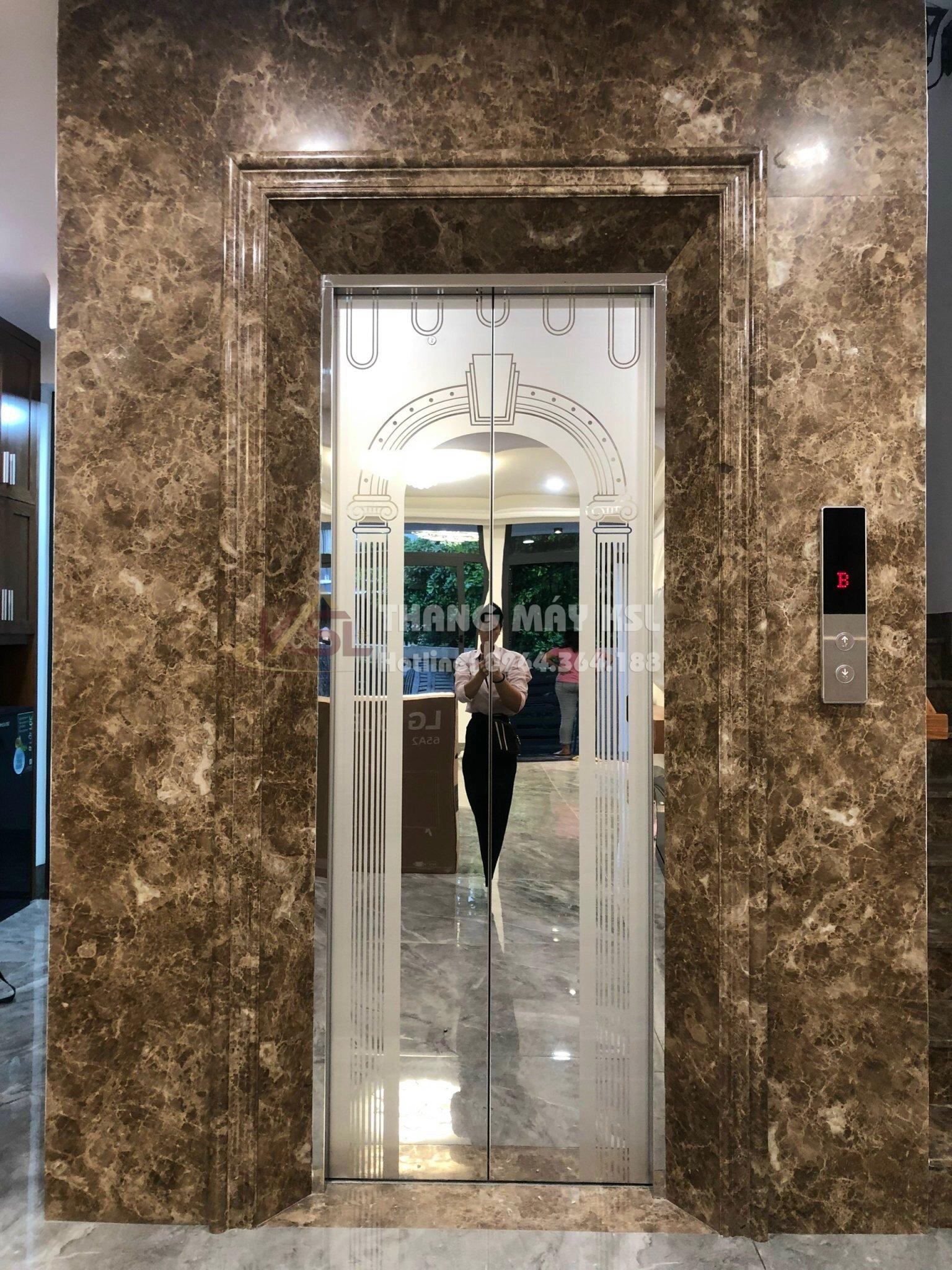 Thang inox hoa văn trắng 09 Thang inox hoa văn trắng 09