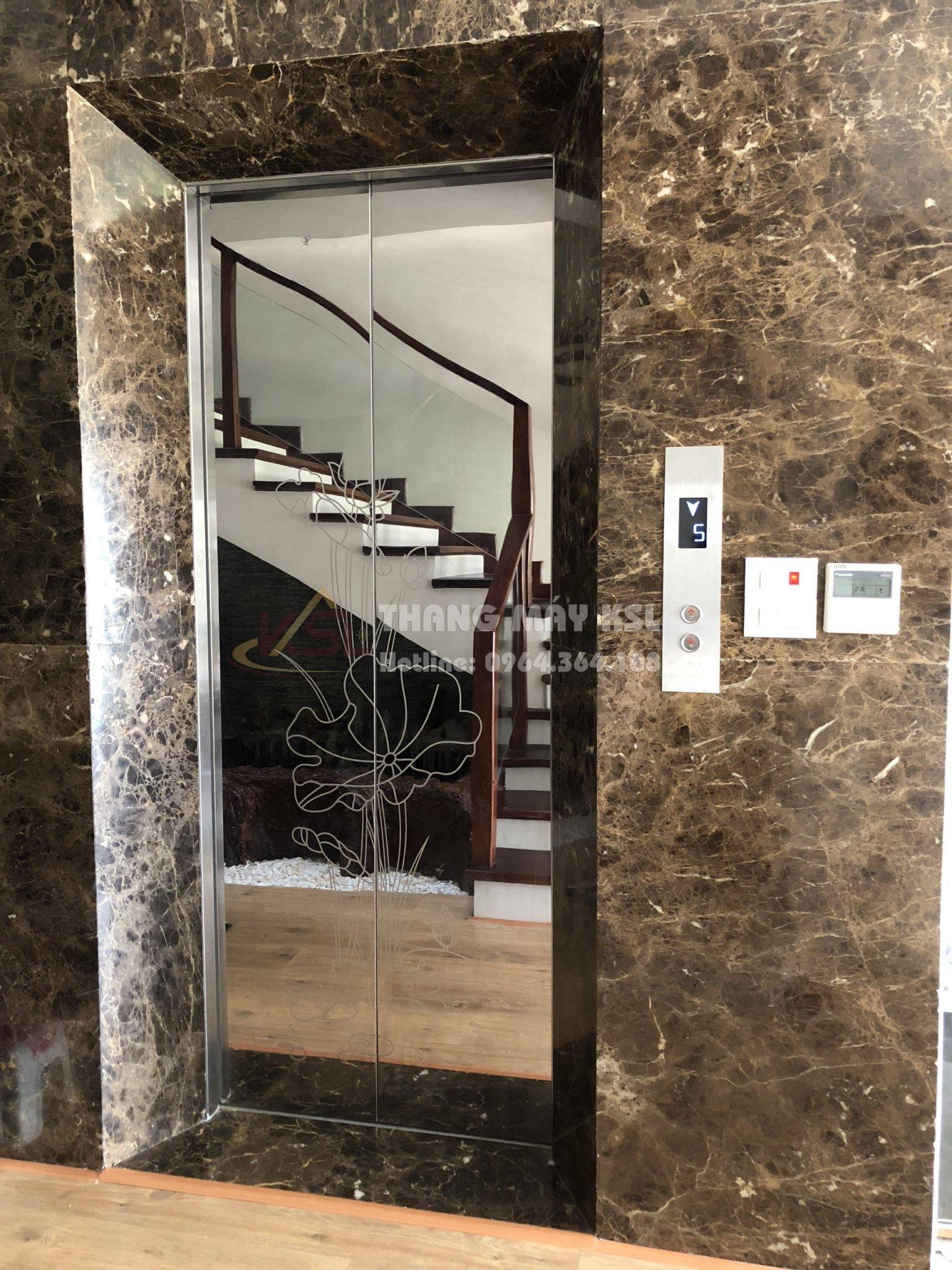 Thang inox hoa văn trắng 01 Thang inox hoa văn trắng 01