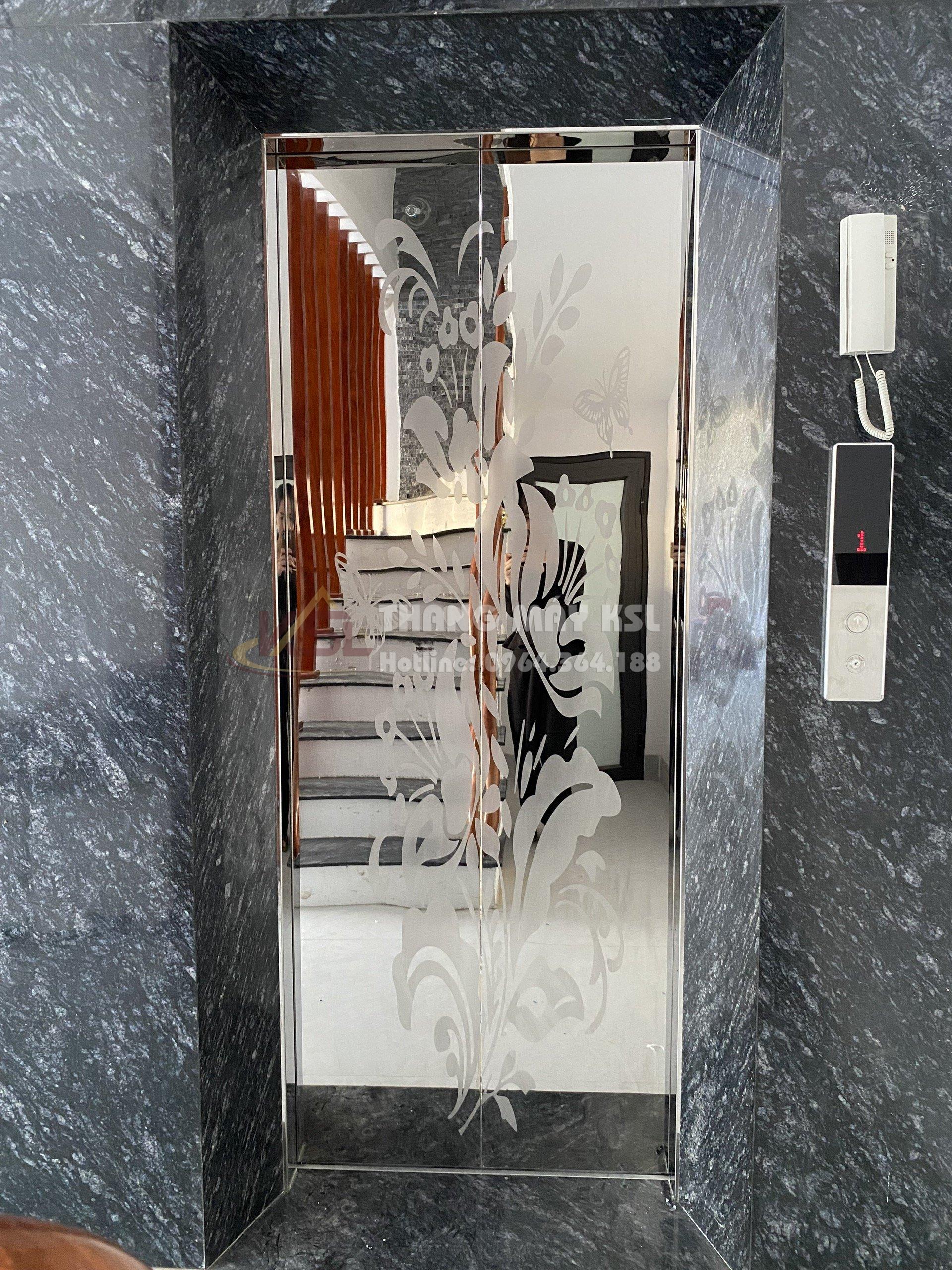 Thang inox hoa văn trắng 05 Thang inox hoa văn trắng 05