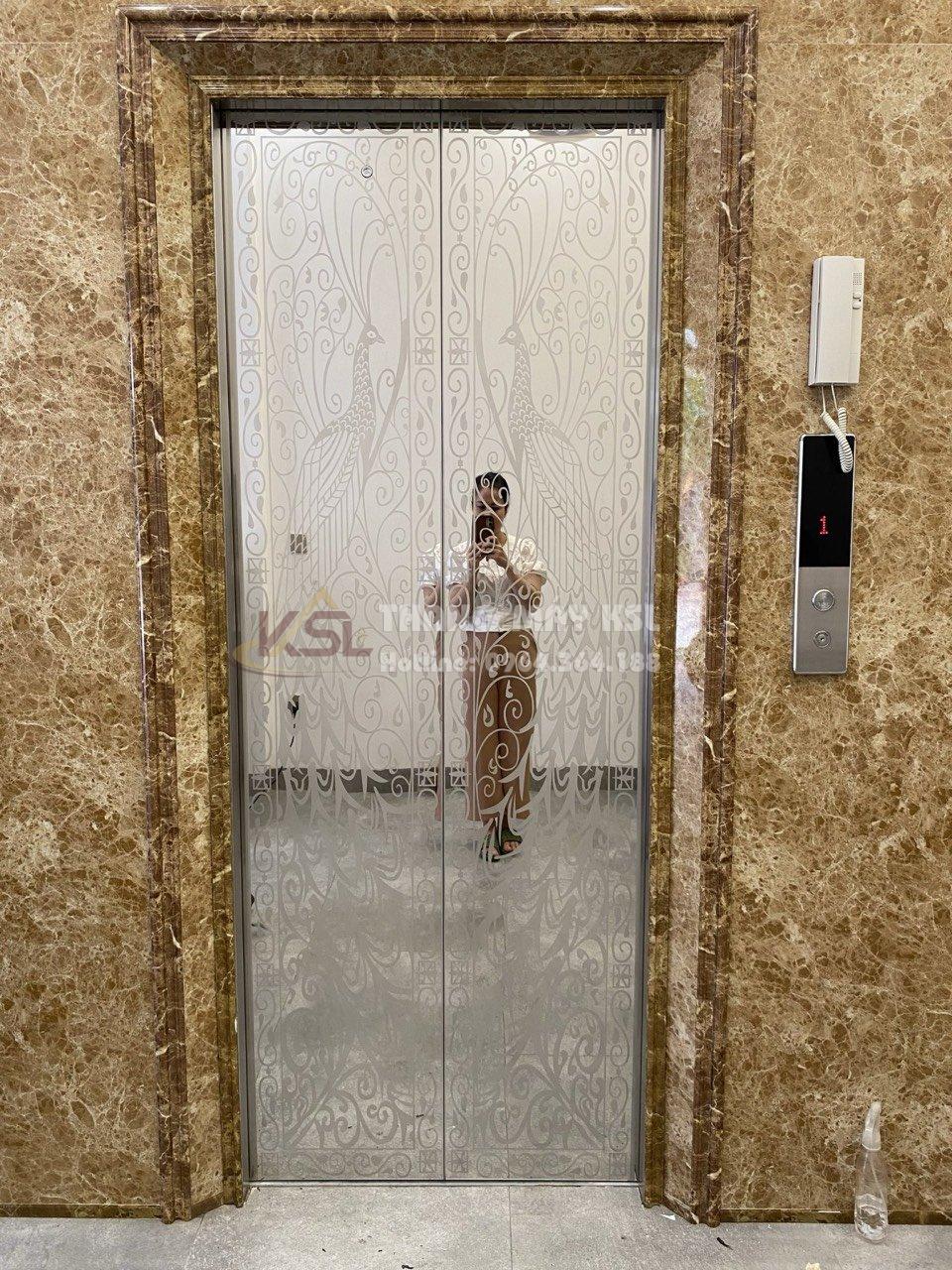 Thang inox hoa văn trắng 03 Thang inox hoa văn trắng 03