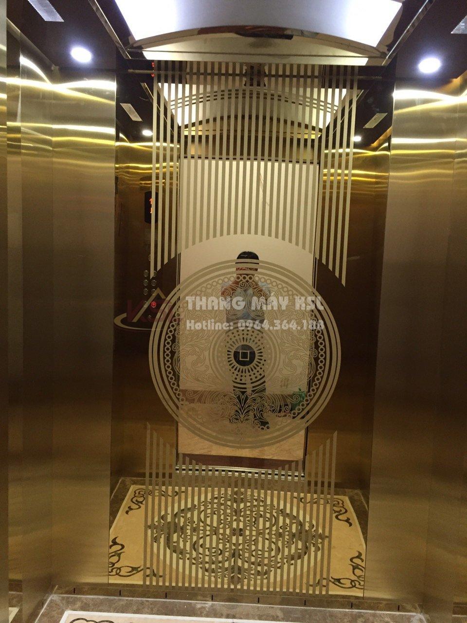 Thang inox hoa văn vàng gold 11 Thang inox hoa văn vàng gold 11