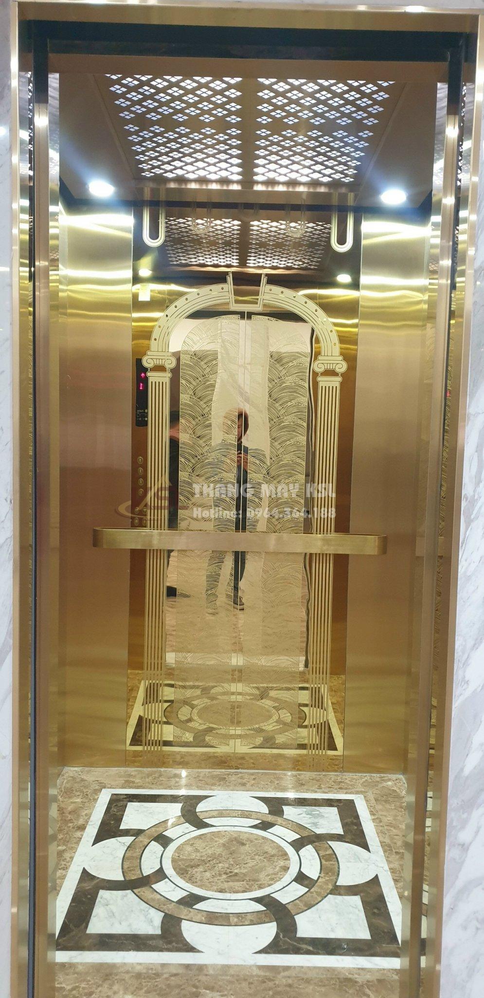 Thang inox hoa văn vàng gold 21 Thang inox hoa văn vàng gold 21