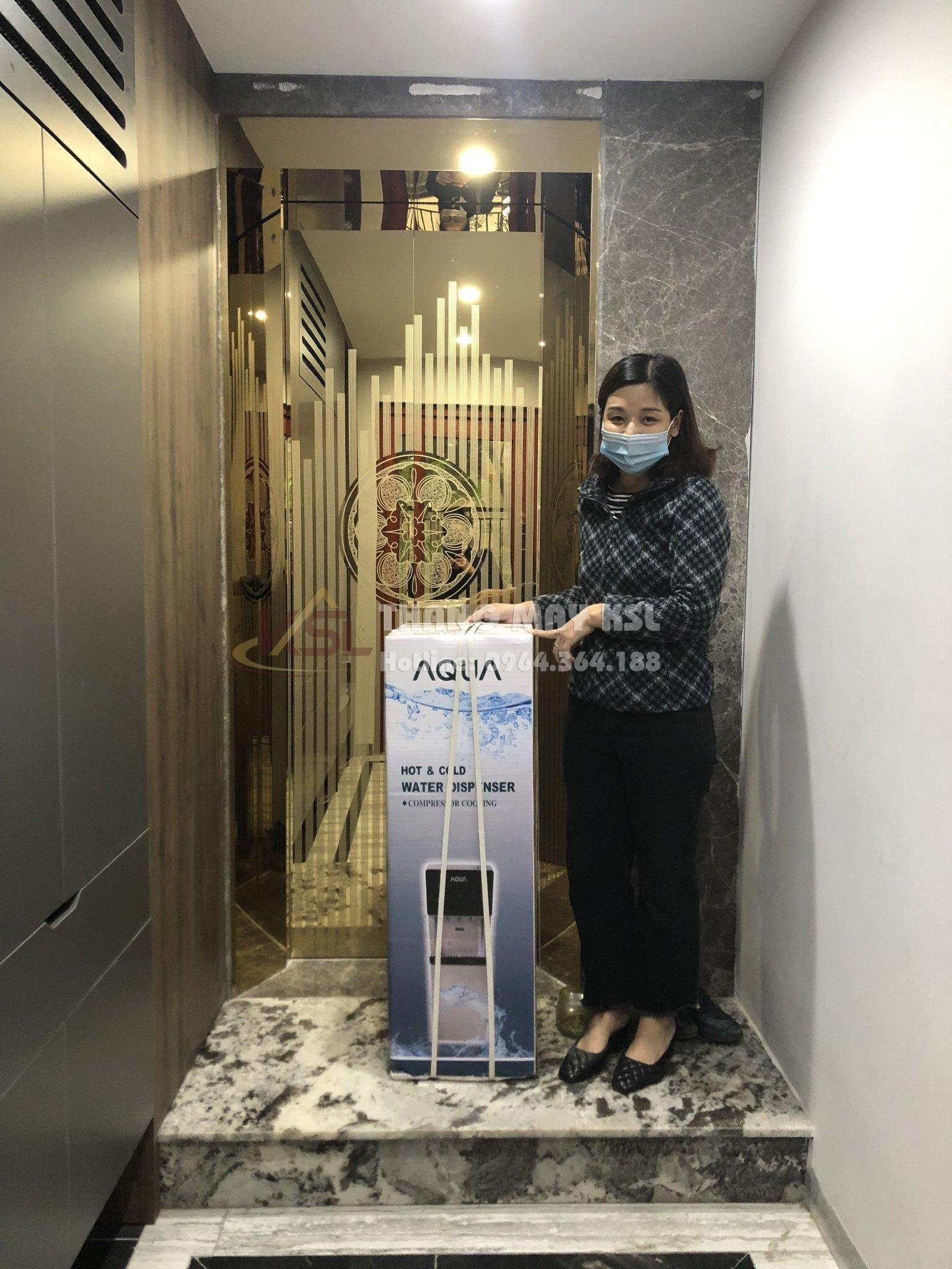 Thang inox hoa văn vàng gold 04 Thang inox hoa văn vàng gold 04