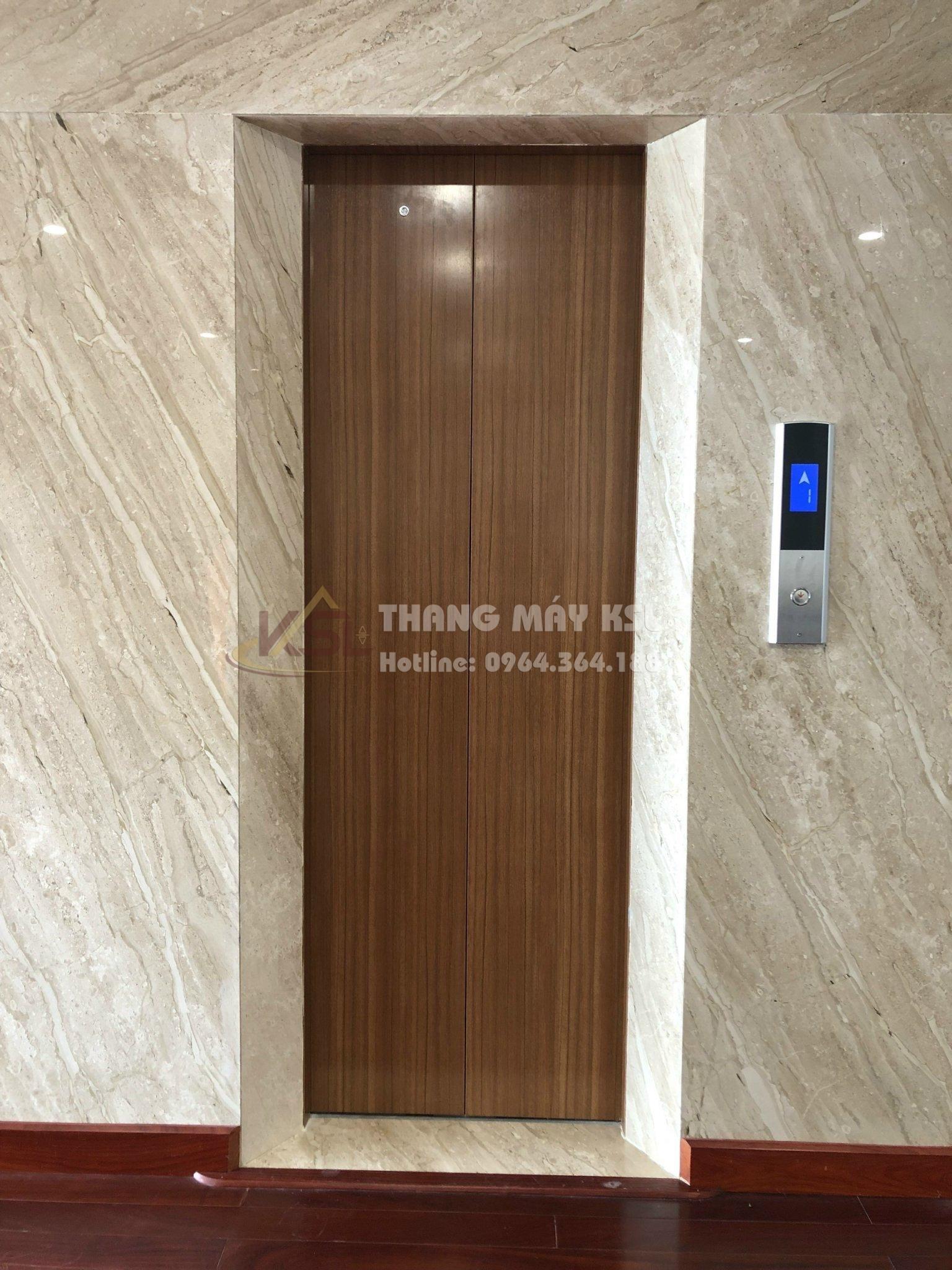 Thang laminate vân gỗ 03