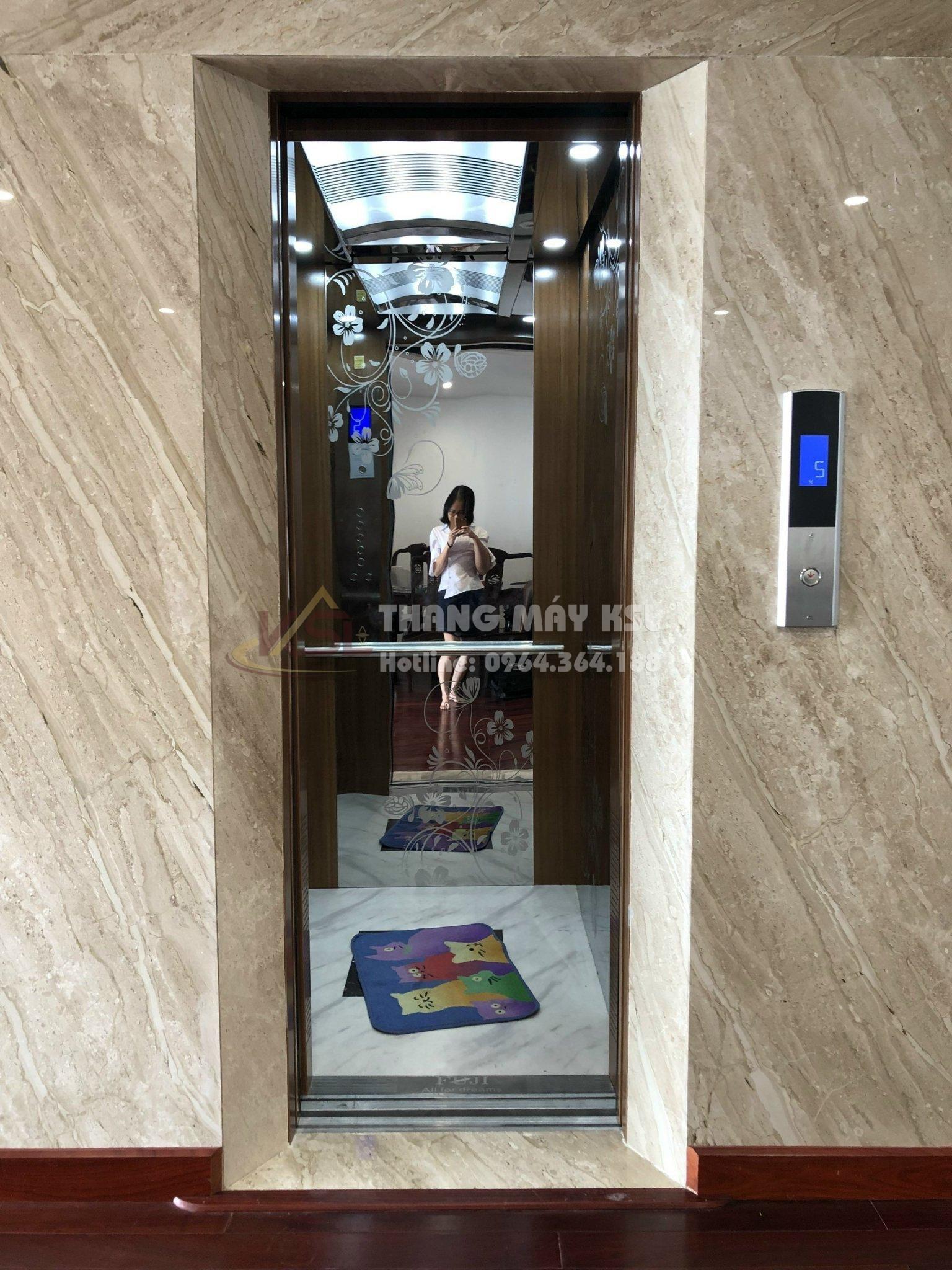 Thang laminate vân gỗ 03 Thang laminate vân gỗ 03