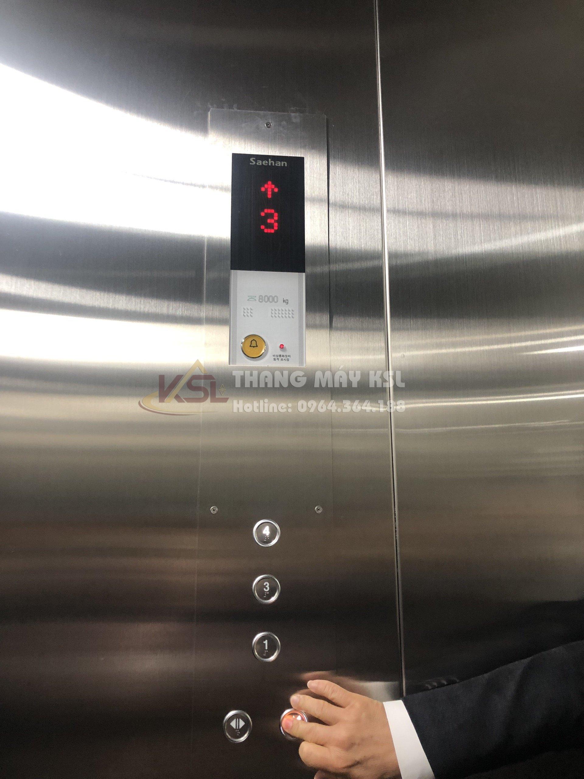 Thang tải hàng 06 Thang tải hàng 06