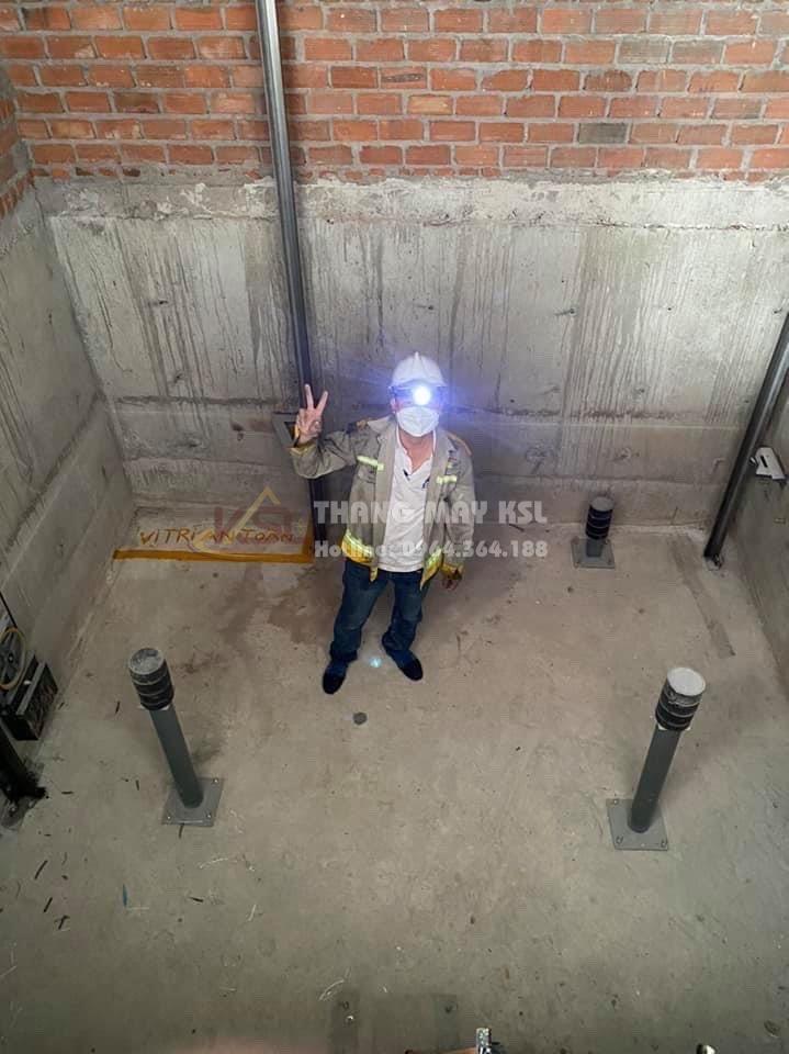 Thang tải hàng 09 Thang tải hàng 09